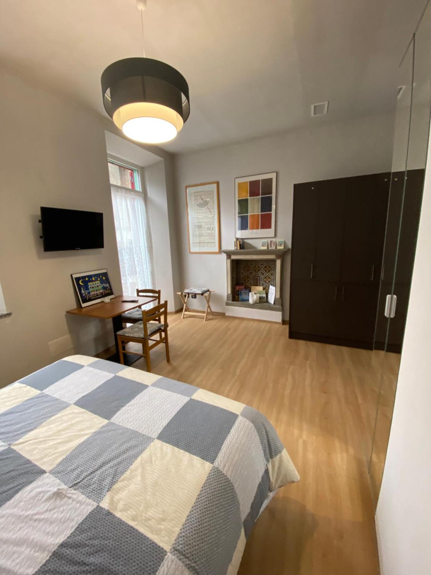 Notte Di Note - Home Hospitality ブスト・アルシーツィオ エクステリア 写真