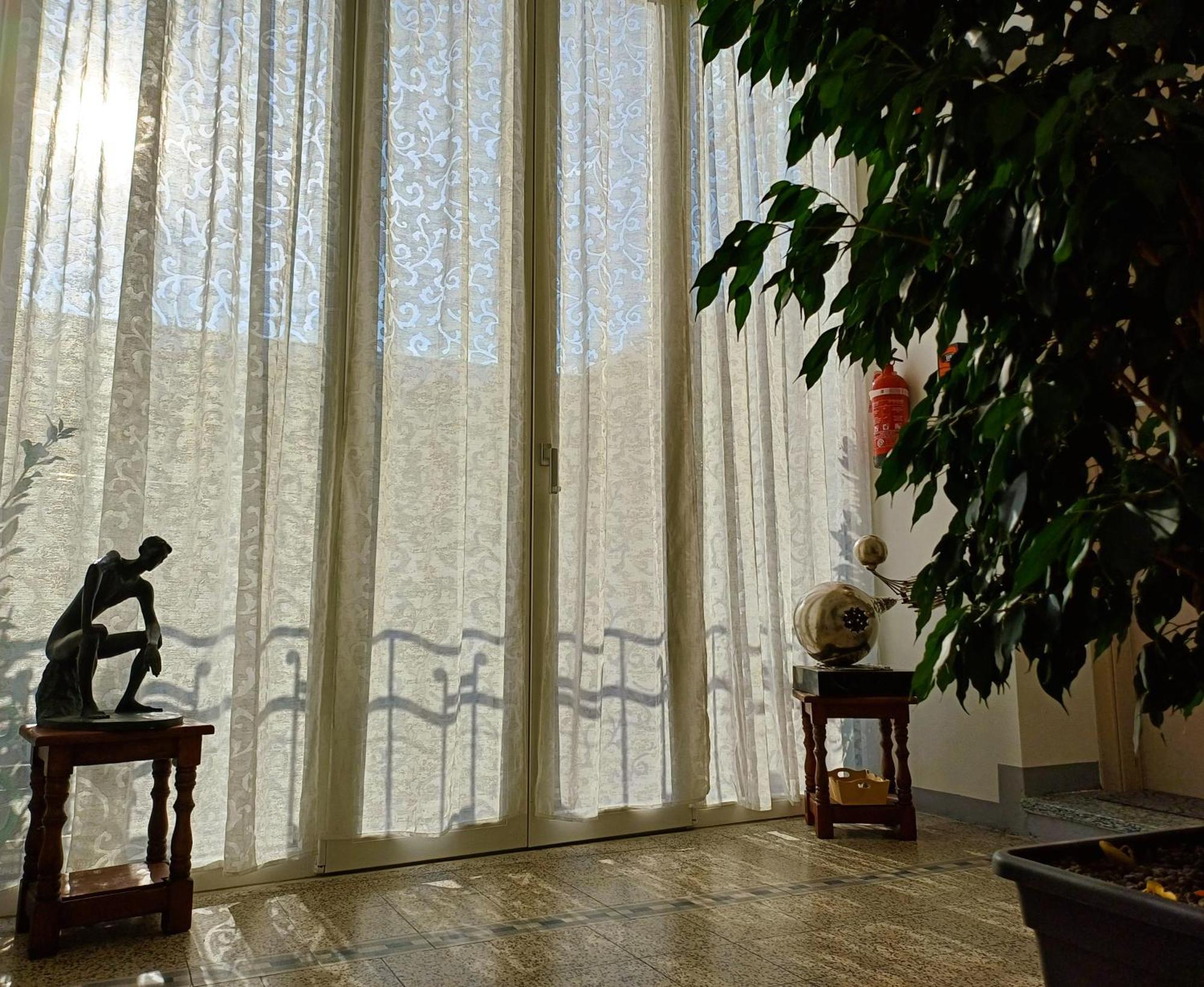 Notte Di Note - Home Hospitality ブスト・アルシーツィオ エクステリア 写真